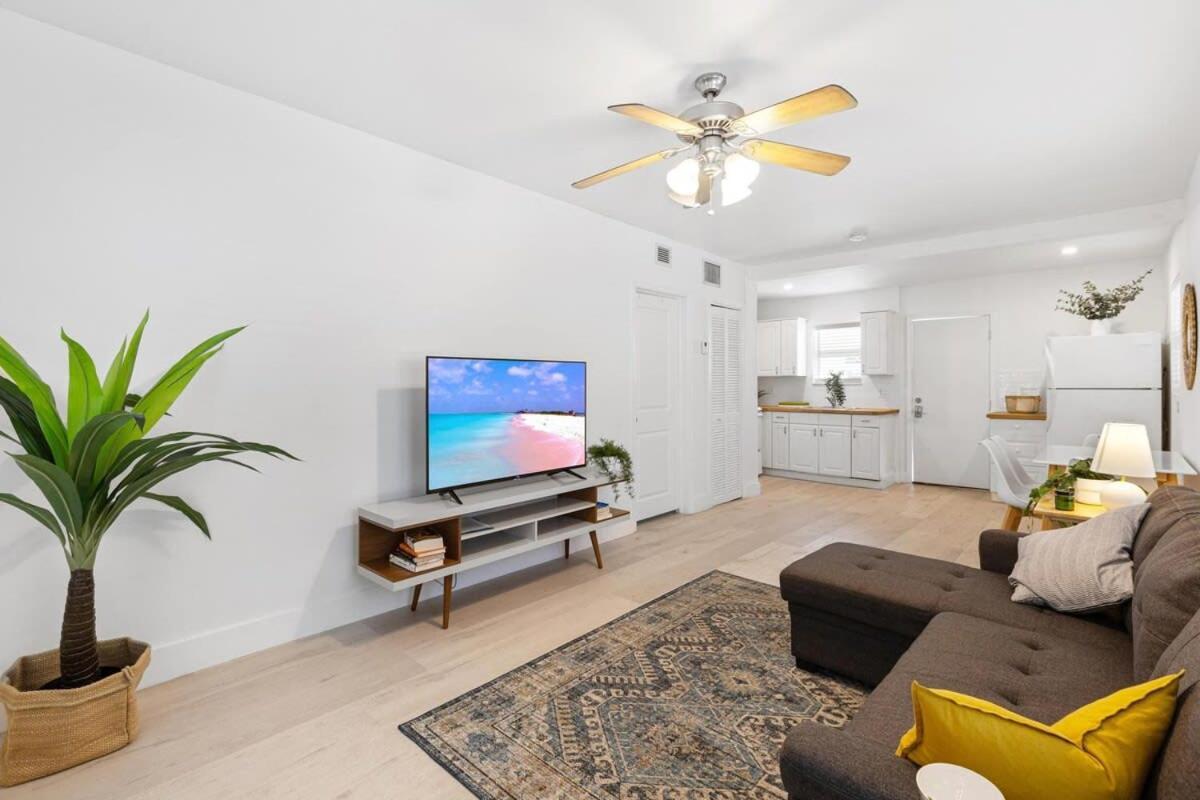 Dreamy 1-Bedroom Apt Walking Distance To Las Olas Форт-Лодердейл Экстерьер фото